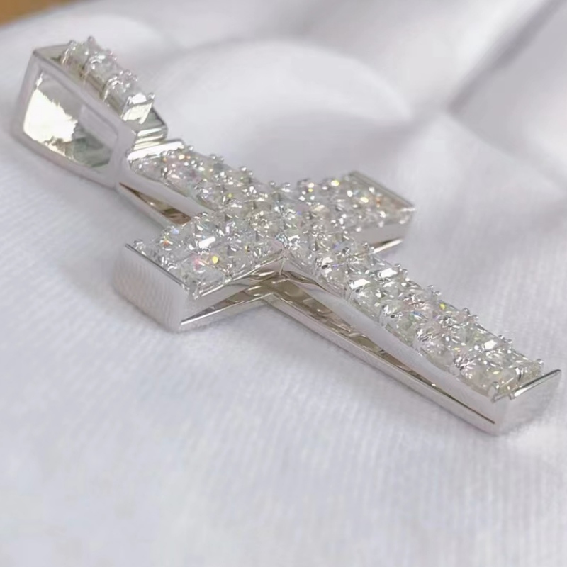 Silver Sterling Custom 925 con colgante de piedra Moissanite